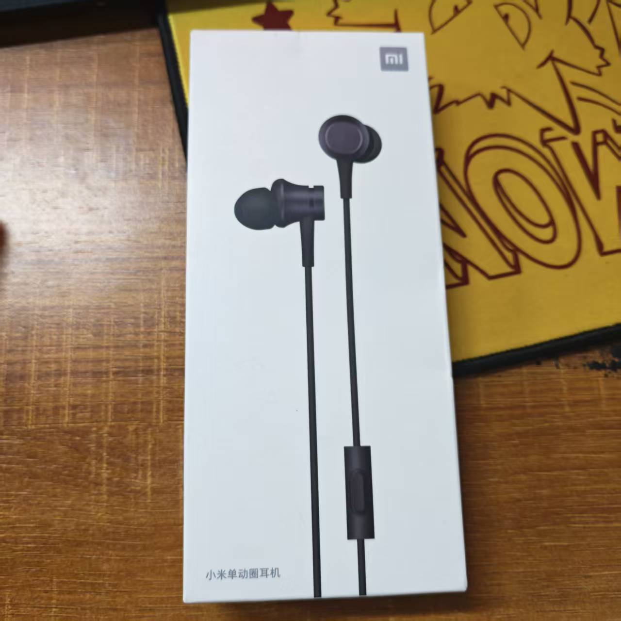 Xiaomi Single Dynamic Earphone - đánh giá và giá Wired Earphone Mic